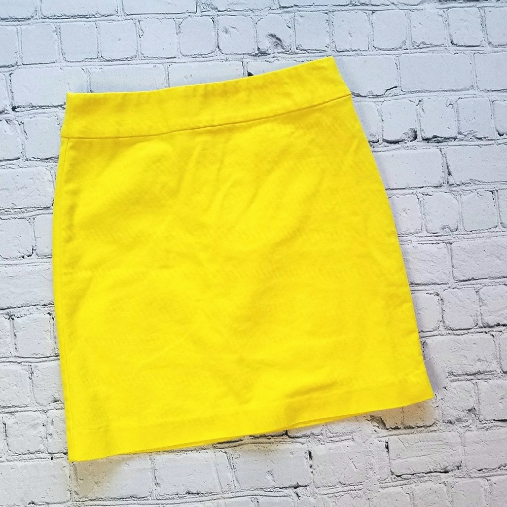 Ann Taylor LOFT Summer Bright Yellow Skirt Sz 0